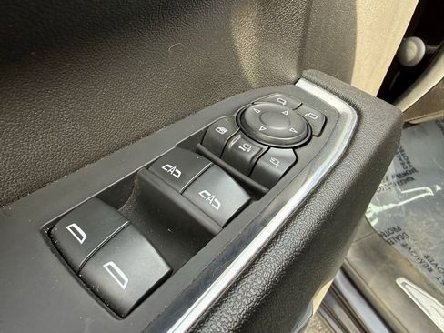 Used 2024 Chevrolet Silverado 2500 LTZ image 16