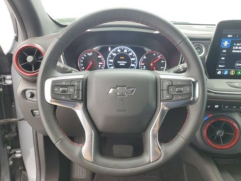 Used 2025 Chevrolet Blazer RS FWD image 23