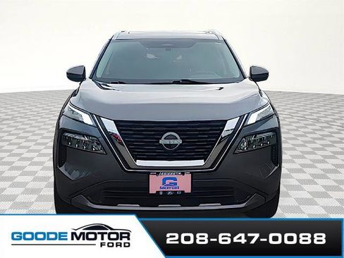 Used 2023 Nissan Rogue SL image 2