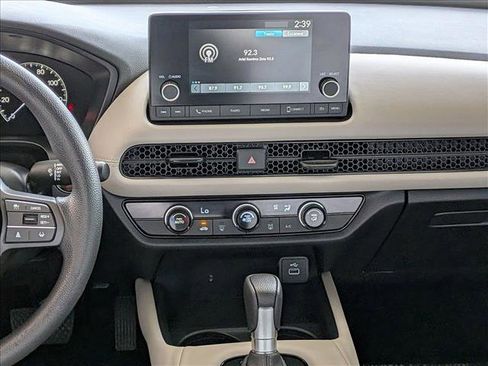 Certified 2025 Honda HR-V LX image 13