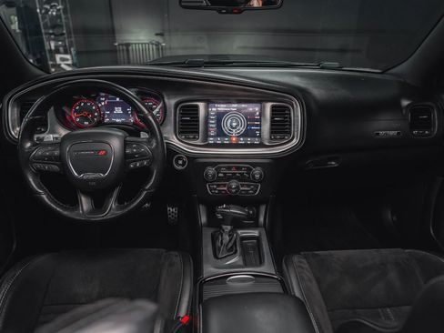 Used 2019 Dodge Charger Scat Pack w/ Daytona Edition Group RWD image 45