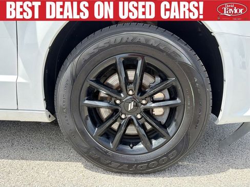 Used 2020 Dodge Grand Caravan SE FWD image 30