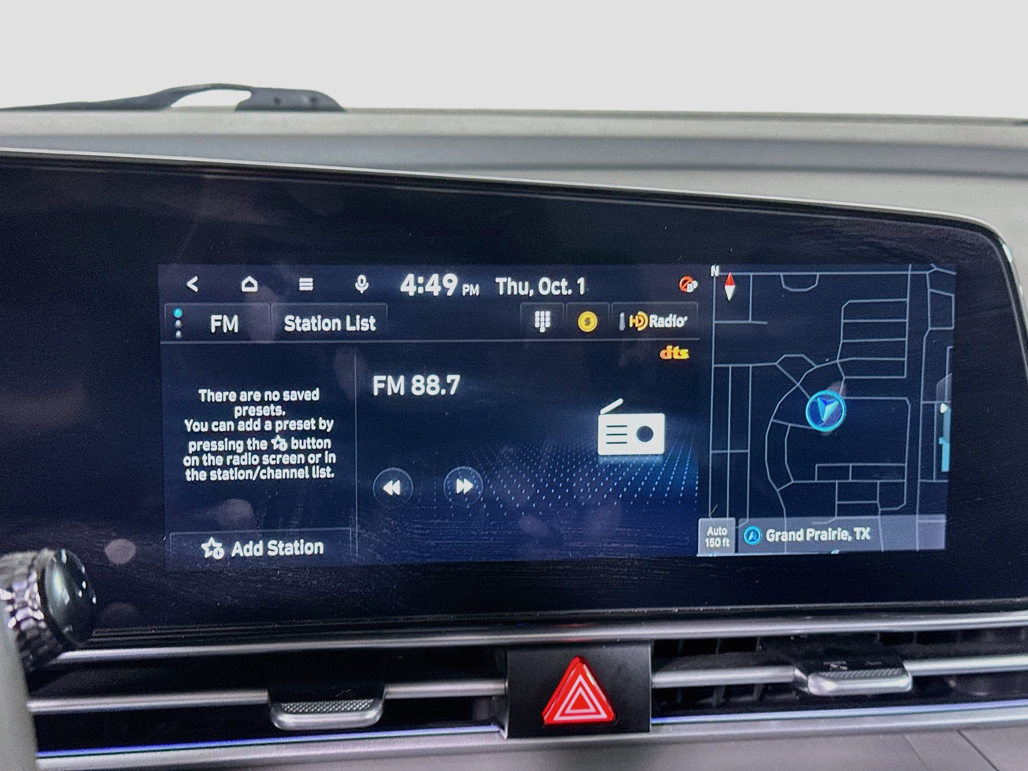 Used 2025 Hyundai Elantra SEL FWD image 21