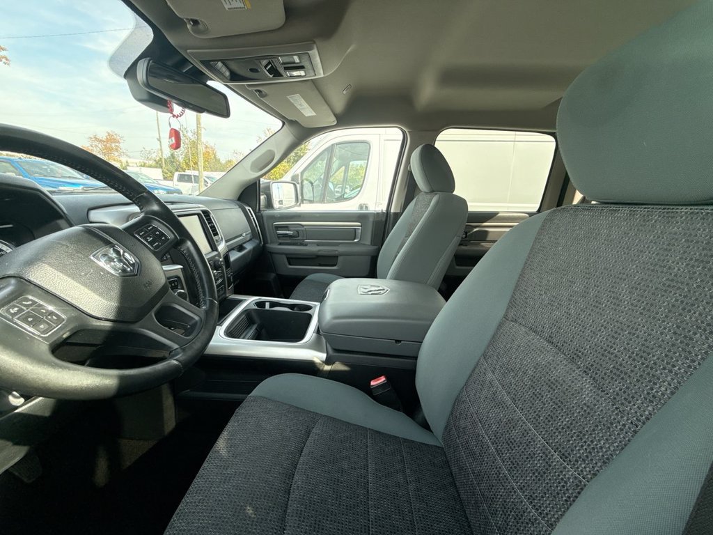 Used 2017 RAM 1500 Big Horn AWD/4WD image 11