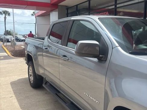 Used 2019 Chevrolet Colorado LT w/ LT Convenience Package image 2