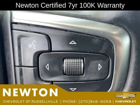 Used 2023 Chevrolet Silverado 1500 LT AWD/4WD image 15