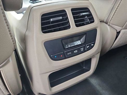 Used 2018 Honda Pilot EX-L image 18