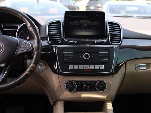 Used 2018 Mercedes-Benz GLE 350 4MATIC image 28