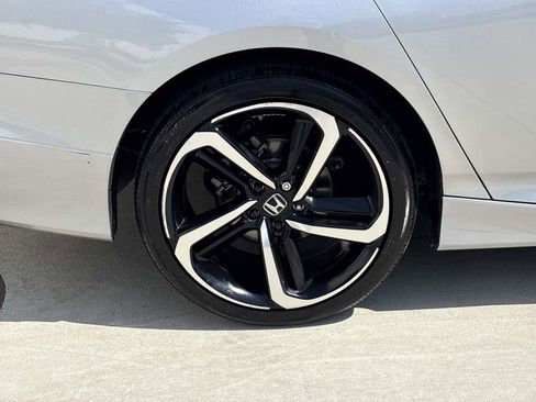 Used 2021 Honda Accord Sport Special Edition image 9