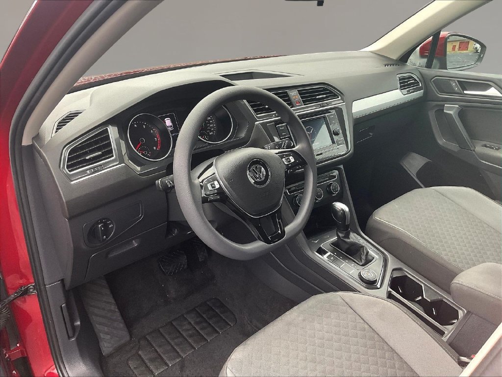 Used 2019 Volkswagen Tiguan S w/ 3rd Row Seat Package AWD/4WD image 17