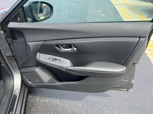 Used 2021 Nissan Sentra SV FWD image 38