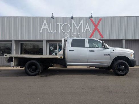 Used 2014 RAM 3500 Tradesman image 1