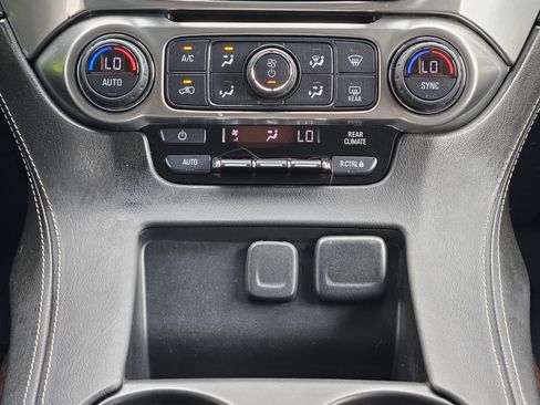 Used 2019 Chevrolet Tahoe LS AWD/4WD image 13
