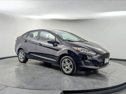 Used 2019 Ford Fiesta SE image 10