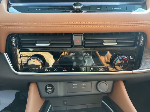 New 2026 Nissan Rogue Platinum w/ Platinum Premium Package image 13