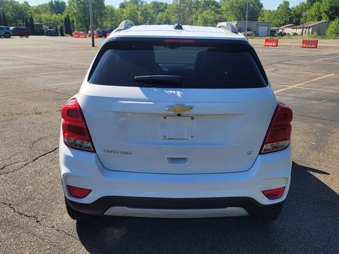 Used 2019 Chevrolet Trax LT w/ LT Convenience Package AWD/4WD image 10