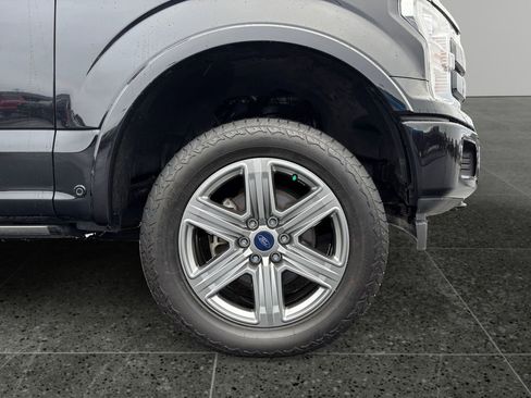 Used 2019 Ford F150 Lariat w/ Equipment Group 502A Luxury image 9