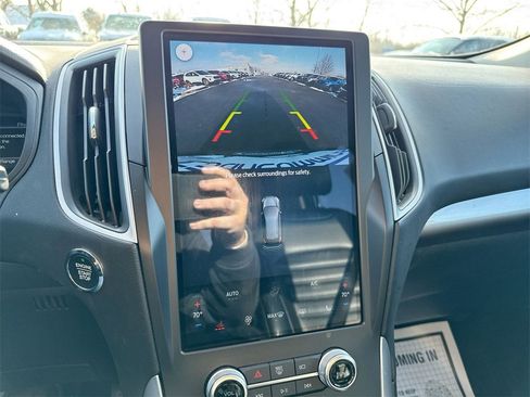 Used 2024 Ford Edge SEL image 14