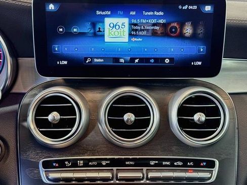 Used 2023 Mercedes-Benz GLC 300 4MATIC Coupe image 15