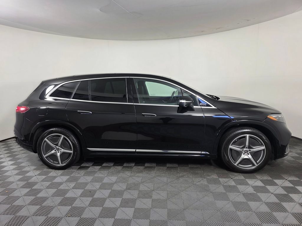 Certified 2023 Mercedes-Benz EQS 580 4MATIC SUV image 4
