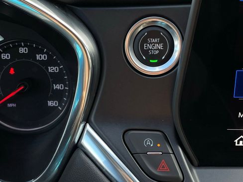 Used 2024 Chevrolet Blazer LT w/ Convenience Package FWD image 16
