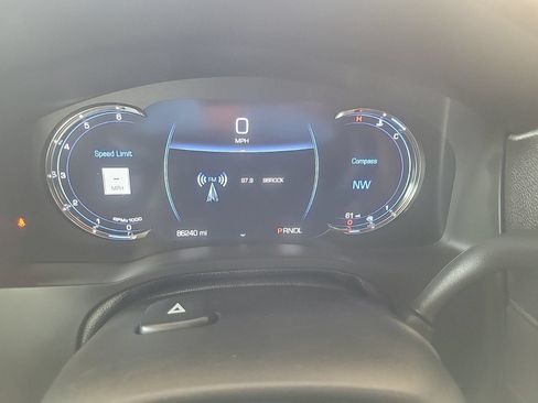 Certified 2020 Cadillac Escalade Luxury RWD image 26