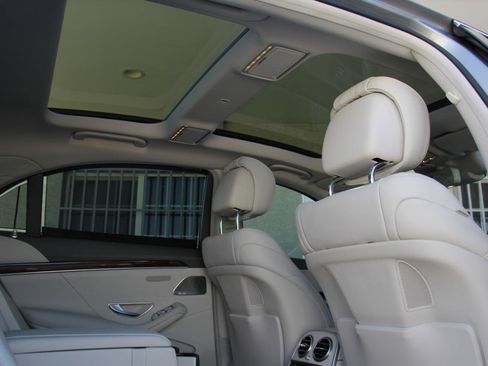 Used 2015 Mercedes-Benz S 550 Sedan image 33