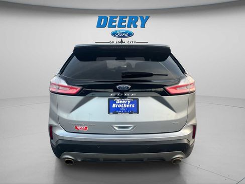 Used 2023 Ford Edge Titanium image 7