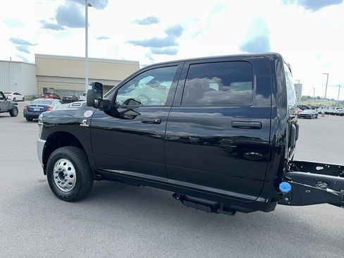 New 2026 RAM 3500 Tradesman w/ Chrome Appearance Group image 9