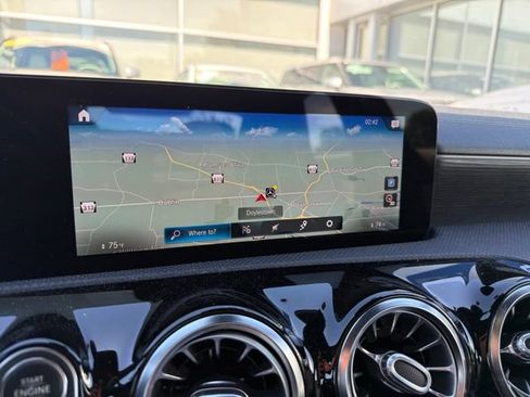 Used 2021 Mercedes-Benz CLA 250 4MATIC image 21