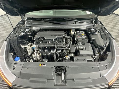 Used 2025 Kia K4 FWD image 31