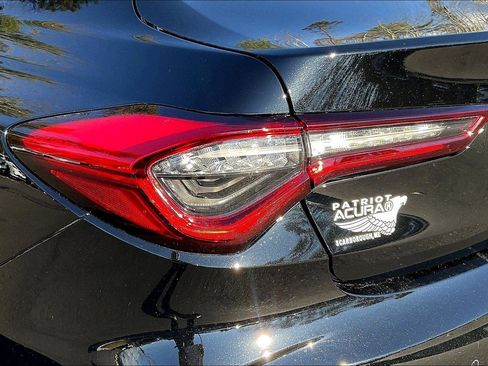 Certified 2024 Acura TLX w/ Technology Package image 32