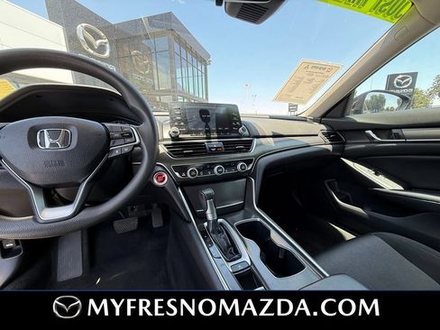 Used 2018 Honda Accord LX image 23
