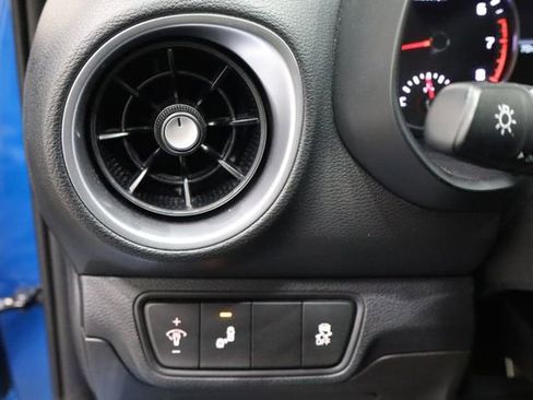 Used 2023 Kia Forte GT-Line image 18