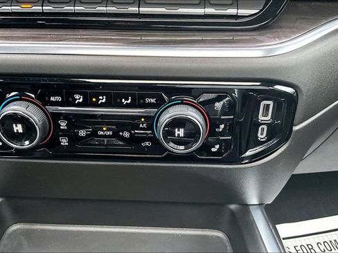 Used 2024 Chevrolet Silverado 2500 LTZ w/ LTZ Premium Package image 16