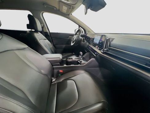 Used 2023 Kia Sportage EX FWD image 29