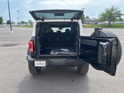 New 2026 Ford Bronco Heritage Edition AWD/4WD image 11
