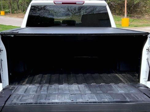 Used 2022 GMC Sierra 1500 Elevation w/ LPO, Elevation Black Package image 4