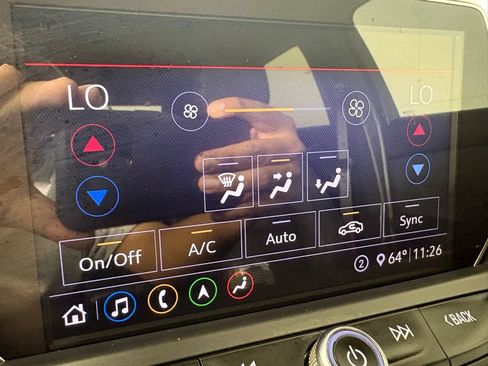 Used 2020 Chevrolet Blazer RS FWD image 33