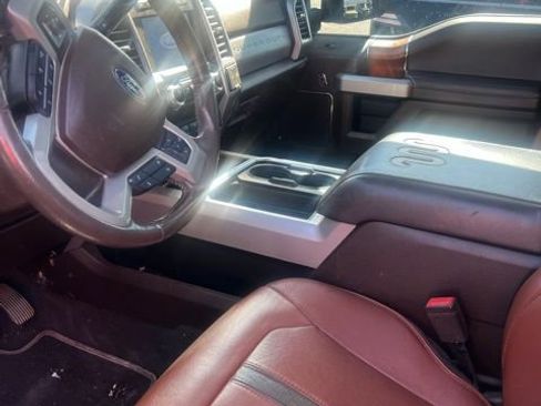 Used 2019 Ford F350 King Ranch w/ King Ranch Ultimate Package AWD/4WD image 6