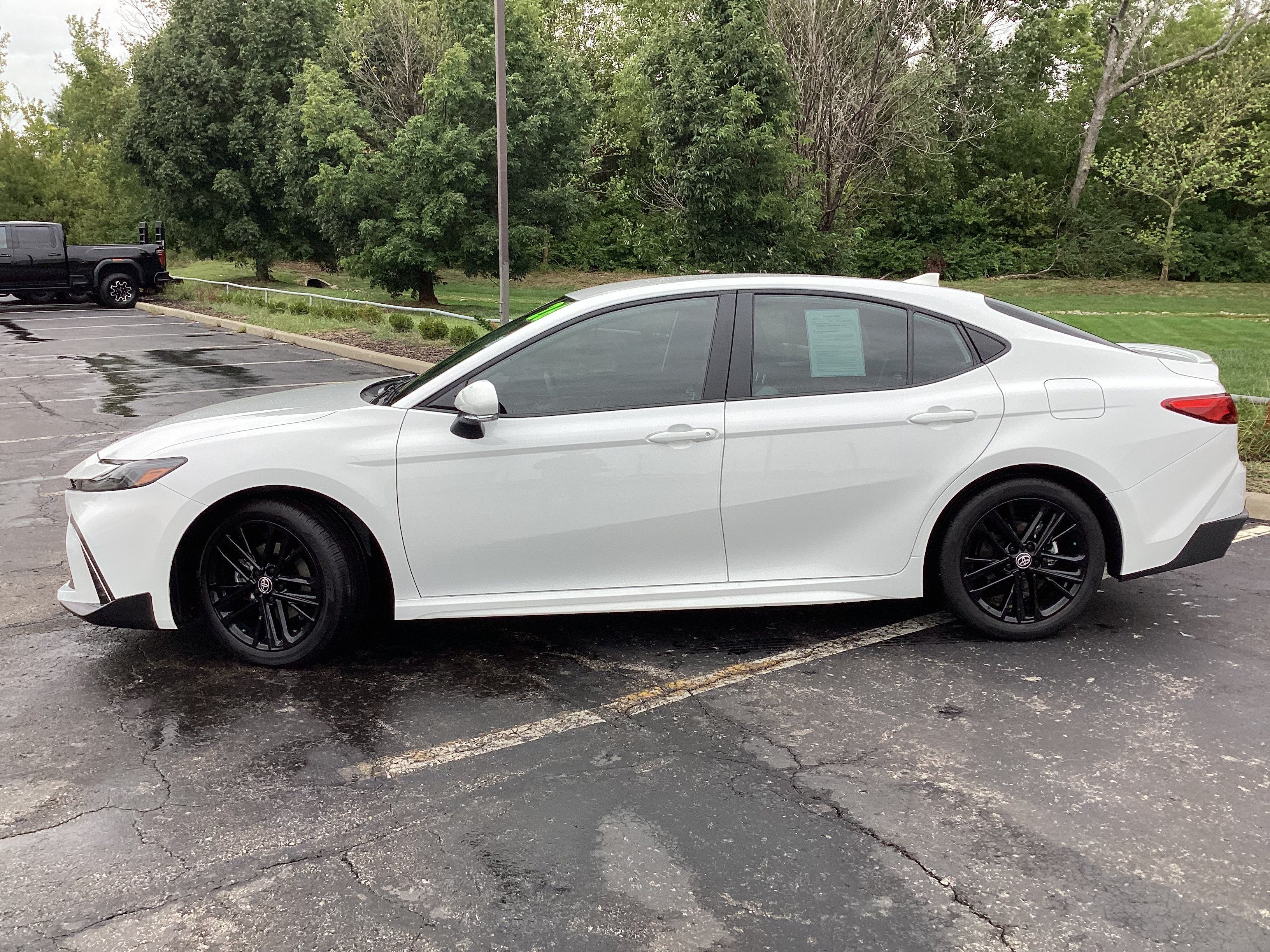 Certified 2026 Toyota Camry SE FWD image 24
