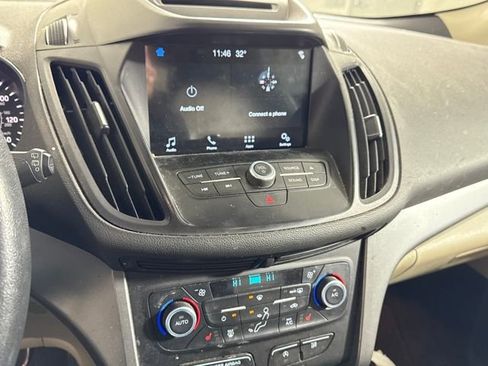 Used 2018 Ford Escape SEL image 22