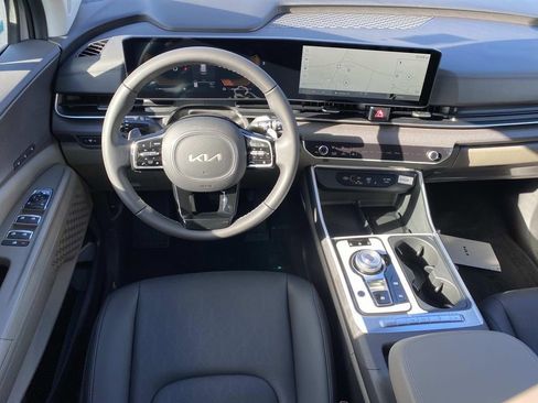 New 2026 Kia Carnival EX image 8