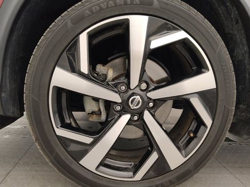 Used 2020 Nissan Rogue Sport SL w/ Premium Package FWD image 31