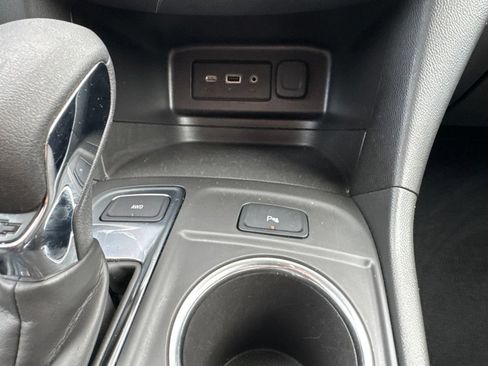 Used 2022 Chevrolet Equinox LT AWD/4WD image 29