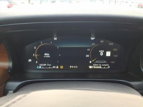 Used 2023 Lincoln Aviator Reserve w/ Equipment Group 201A image 24