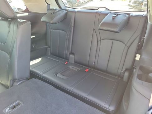 Used 2023 INFINITI QX60 Luxe w/ Performance Audio Package FWD image 14