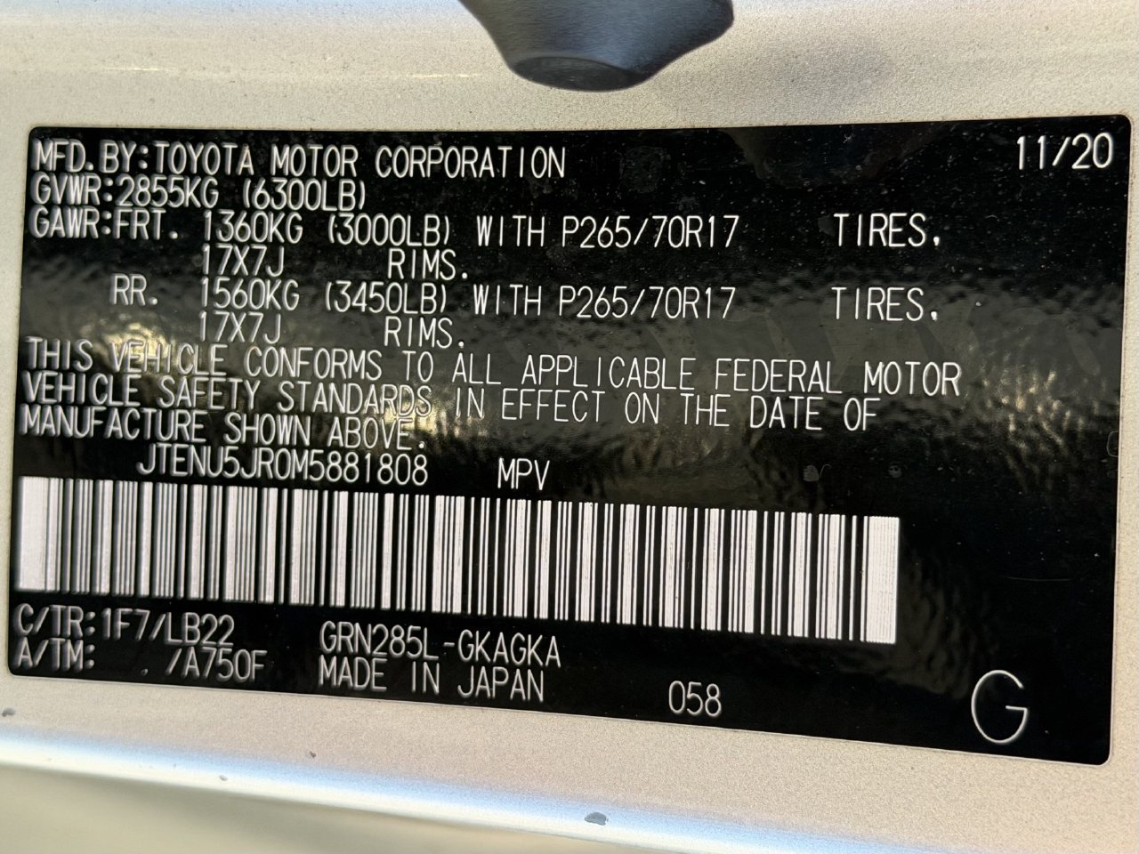Used 2021 Toyota 4Runner SR5 Premium w/ Moonroof Package AWD/4WD image 30