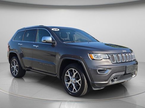 Used 2019 Jeep Grand Cherokee Overland AWD/4WD image 8