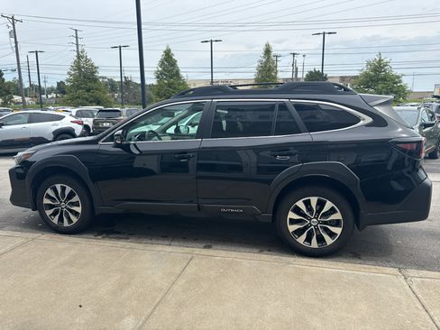 Used 2024 Subaru Outback Limited w/ Popular Package #2 AWD/4WD image 6